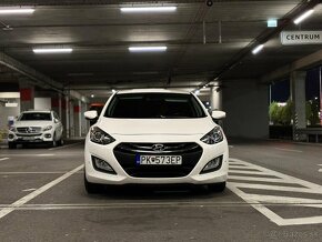 hyundai i30 1.6crdi - 3