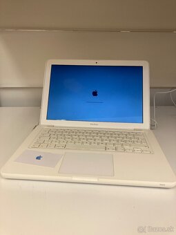 Apple Macbook White Late 2009 - 3