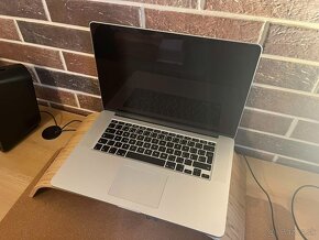 Apple Macbook Pro 15" 2,2GHz i7/16GB RAM/250GB SSD - 3