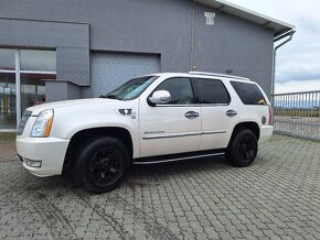 Cadillac Escalade - 3