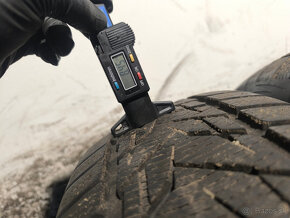 215/65 R16 Zimné pneumatiky  Vredestein Snowtrac 4 kusy - 3