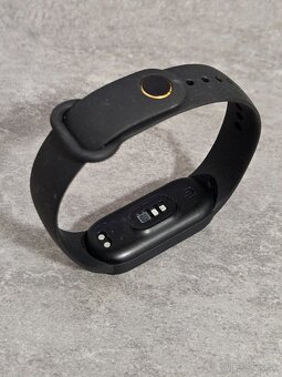 Xiaomi Mi Band 6 vr. nabíjačky - 3