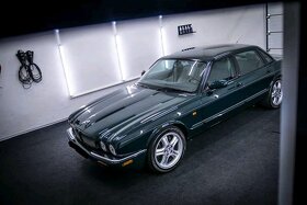 JAGUAR XJR 4.0 V8 Supercharged - 3