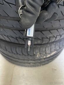 Letné pneumatiky 215/40 r17 - 3