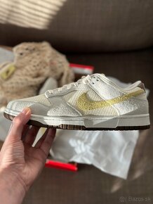 NIKE WMNS DUNK LOW Sea Glass / Buff Gold / Pale Ivory / Sail - 3