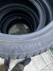 225/45 r17 zimne Pirelli - 3