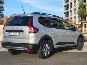 Predám Dacia Jogger 1.0 TCe 81kw 110k benzín 6/MT Comfort 7 - 3