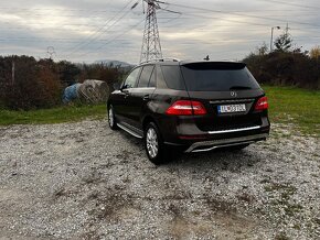 Mercedes ML bez vzduchového podvozku - 3