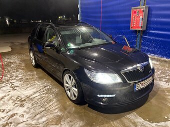 Škoda Octavia 2.0 TDI CR RS FULL VÝBAVA - 3