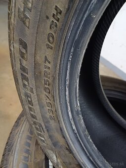 Hankook 235/55 R17 - 3