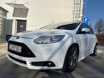 Ford Focus 2,0 ST - 3