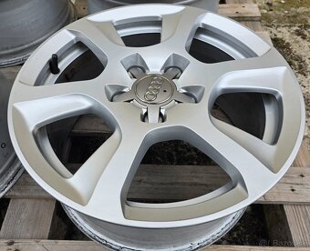 ORIGINÁL AUDI HLINÍKOVÉ DISKY 5x112 R16 - 3