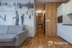 Luxusný horský dvojspálňový apartmán s parkovacím státím v l - 3