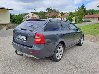 Škoda Octavia 2 Combi 2.0 TDI 4x4 Scout - 3