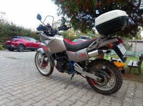 Predám Suzuki Dr 650 RSE 1996 - 3