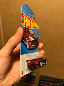 Hot Wheels Renault Sport R.S. STH - 3