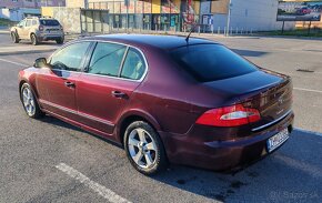 Škoda Superb 2.0 TDI 103KW - 3