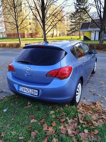 Opel Astra - 3