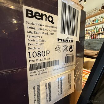 BenQ W1070 s náhradnou lampou - 3