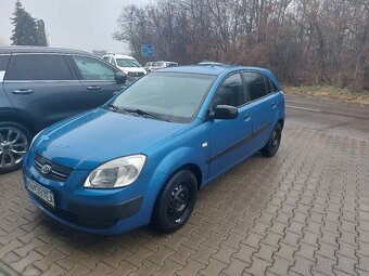 predám KIA RIO 1,4 benzín r.v 2006 - 3