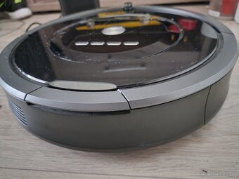 Robotický vysávač iRobot Roomba 880 - 3