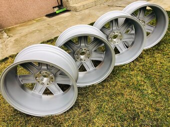 Elektróny 7.5Jx18 ET35, 5x112 - 3