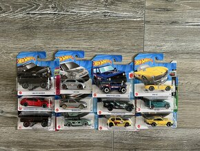 Hot wheels - 3