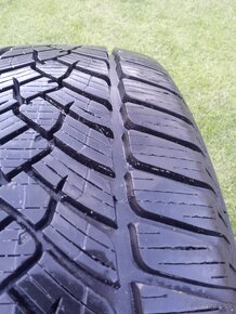 215/55 r17 zimné pneu.8 mm - 3