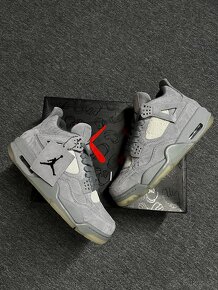 Nike x Kaws Air Jordan 4 Retro - 3