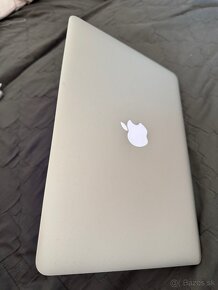 Macbook air 13-inch, Early 2015 - 3