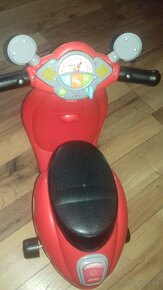 Detská motorka Chicco Vespa - 3