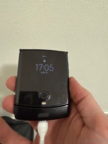 Motorola razr - 3