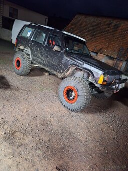 Jeep Cherokee xj - 3