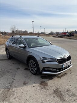 Škoda Superb Scout 3fl - 3