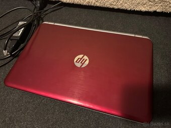 HP Pavilion 15 - 3