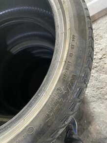 Pirelli Sottozero 3 255/40 R20 zimné pneumatiky - 3