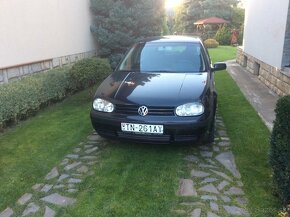 Volkswagen golf - 3