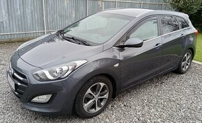 Hyundai i30 CW 1.6i CRDi VGT Family - 3