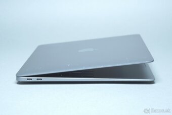 ZÁRUKA/Macbook Air13.3"/I5 1.6GHZ/8GB RAM/128GB SSD/CZ - 3