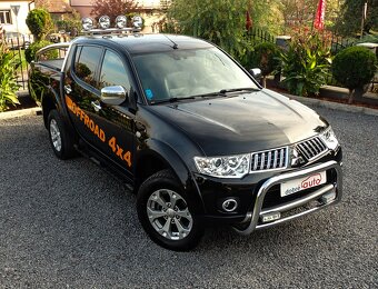 MITSUBISHI L200 2.5 DI-D 131kW SUPERSELECT-TOP VYBAVA- LED - 3