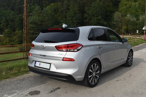 Hyundai I30 1.6 CRDI, výbava Style - 3