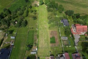 Slnečný pozemok na výstavbu rodinného domu v Rosine - 1465m2 - 3