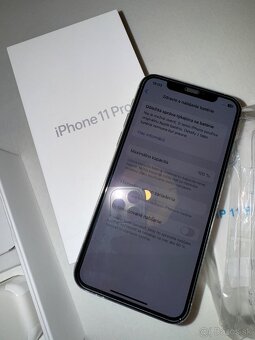 Apple iPhone 11 Pro 64 GB - 3