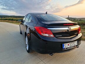 Opel Insignia 2.0 CDTI 195k 4 M6 TOP - 3