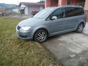 Volkswagen touran 1.9 77 kw - 3