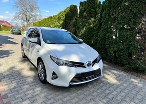 Toyota Auris 1,8 Hybrid,1 Majit.prav,servis benzín automat - 3