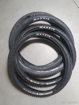 Plaste 27,5 x 2,5 MAXXIS ASSEGAI a REKON - 3