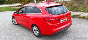 KIA Ceed SW 1.6 benzín 1 Majiteľ NAVIGACIA rok 12/2017 - 3