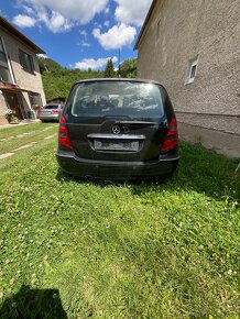 Mercedes benz A - 3