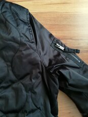 Čierna bunda zn. HOLLISTER - 3